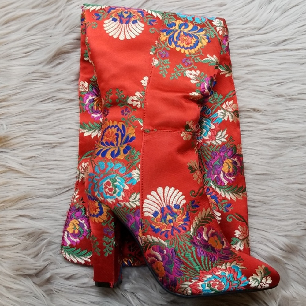 Size 5.5-7.5 BAMBOO OverKnee Red Satin Floral Boot - Picture 3 of 8